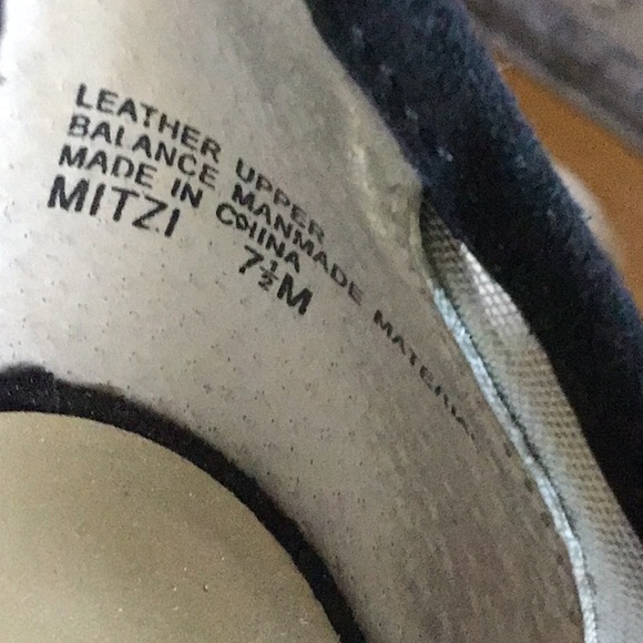 Levity Black Leather and Mesh Shoe - Picture 8 of 8